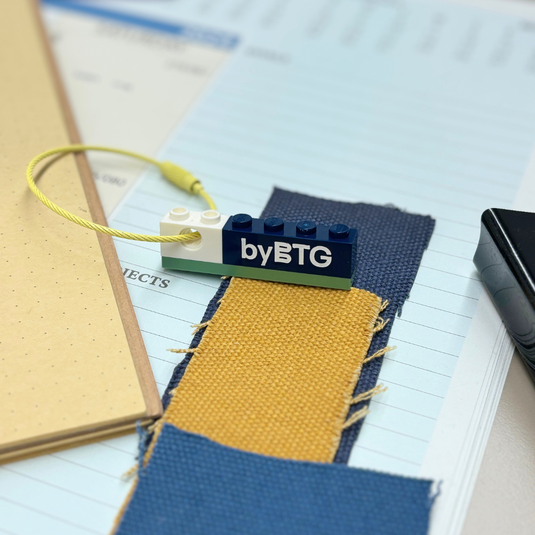 byBTG Lego Keyring