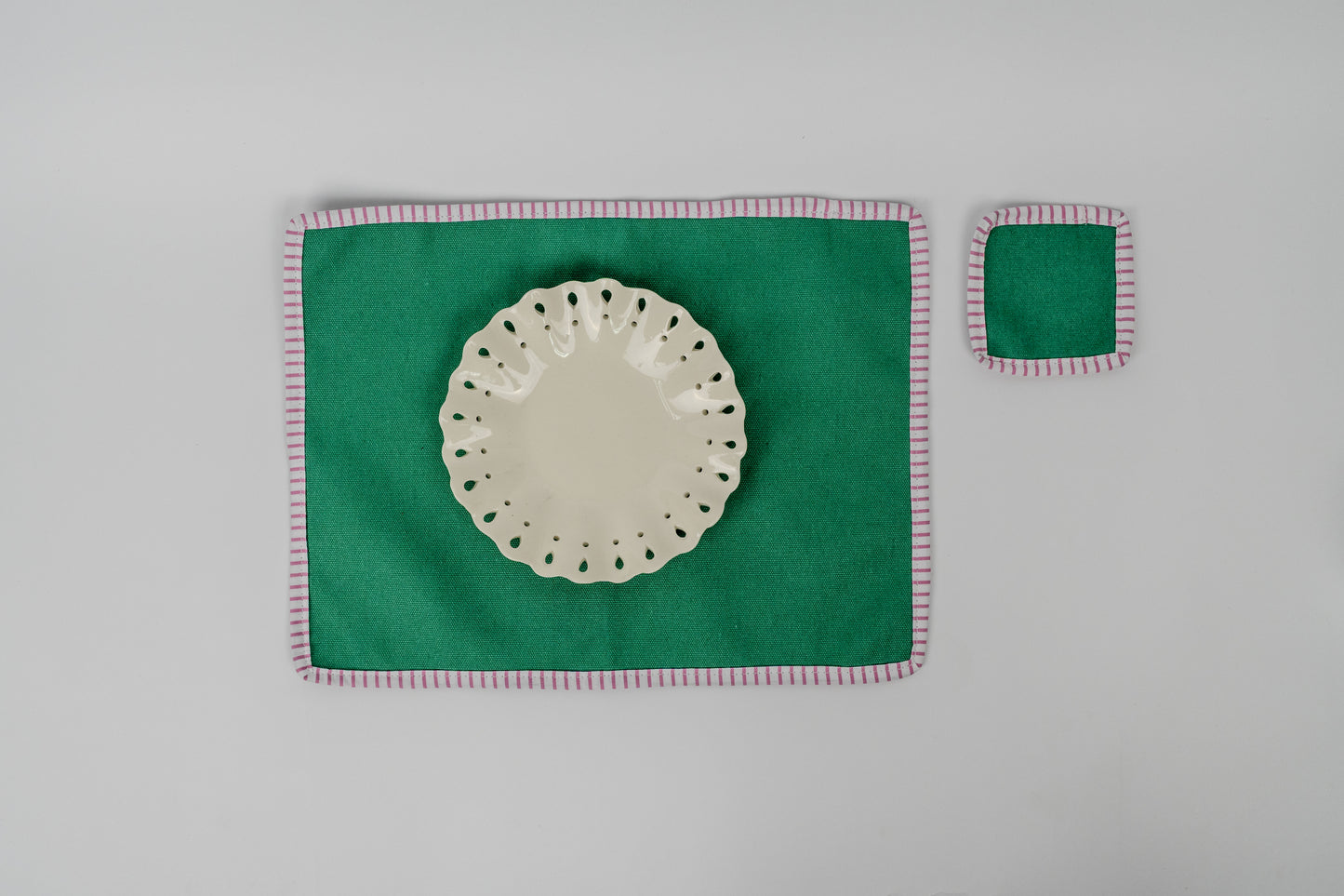 Pop Edge: Strawberry Matcha (Placemat)