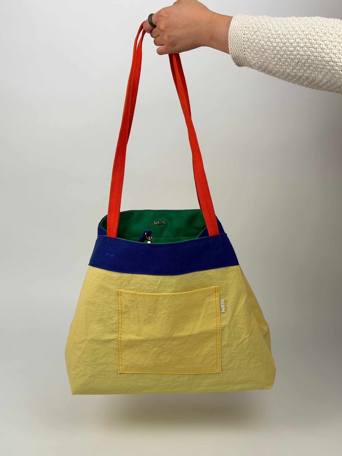 Onigiri Flip - Reversible (Green/Orange/Yellow)