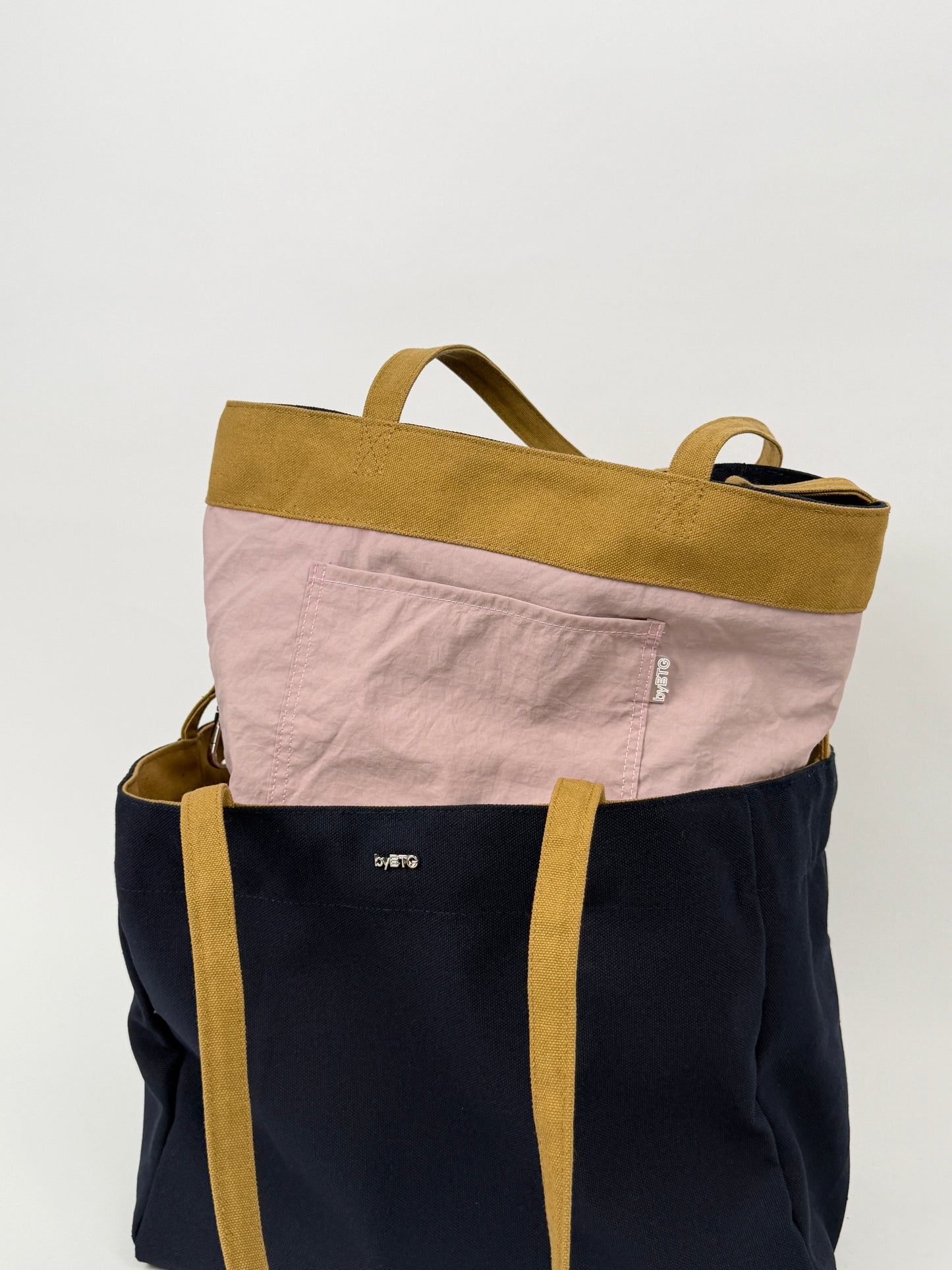 Onigiri Flip - Reversible (Navy/Khaki/Old Rose)